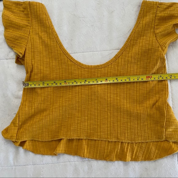 Yellow Ribbed Crop Top - Picture 4 of 5